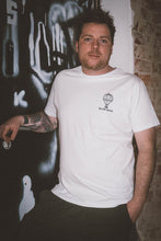 Lade das Bild in den Galerie-Viewer, Weißes Balloon Hunters - Shirt