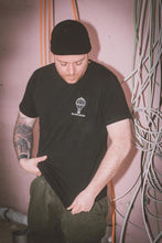 Lade das Bild in den Galerie-Viewer, Schwarzes Balloon Hunters - Shirt