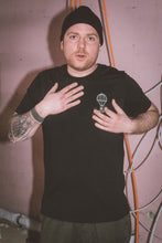 Lade das Bild in den Galerie-Viewer, Schwarzes Balloon Hunters - Shirt